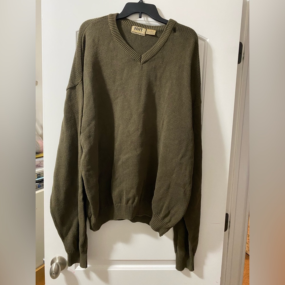Men’s sweater